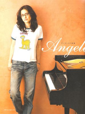 Angela Aki 37
Parole chiave: angela aki