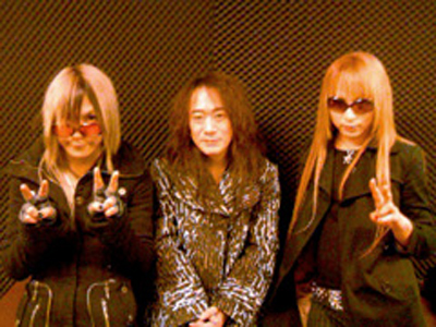 TERU & HIZAKI without make-up with PATA from X JAPAN
Parole chiave: versailles