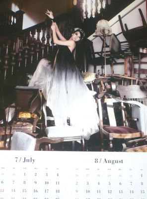 Calendar 2009 July-August
Parole chiave: koda kumi calendar 2009