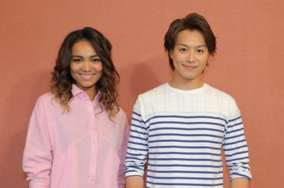 Crystal Kay with TAKAHIRO from EXILE 01
Parole chiave: crystal kay takahiro exile